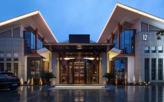 Begonia Hotel