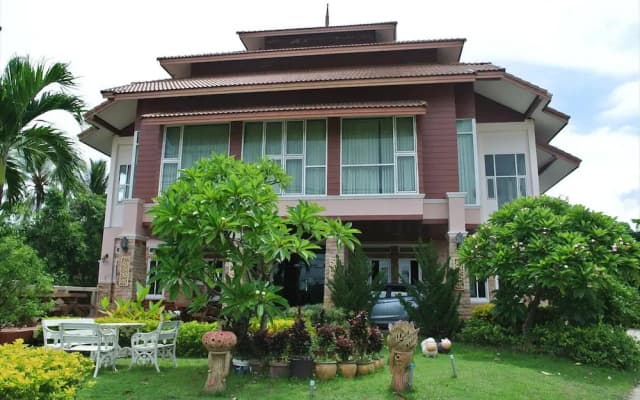 Phusuay Park View Hotel