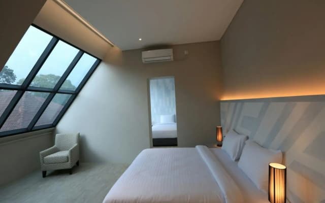Beehive Boutique Hotel