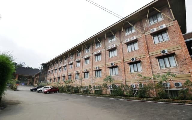 Airy Premier Sentul Cikeas Babakan Tumas 16 Bogor