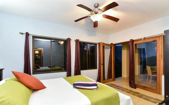 Monos Locos - Portasol Vacation Rental