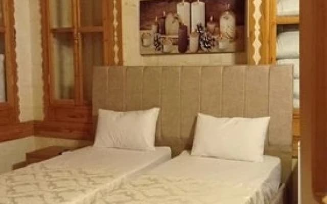 Toprak Hotel
