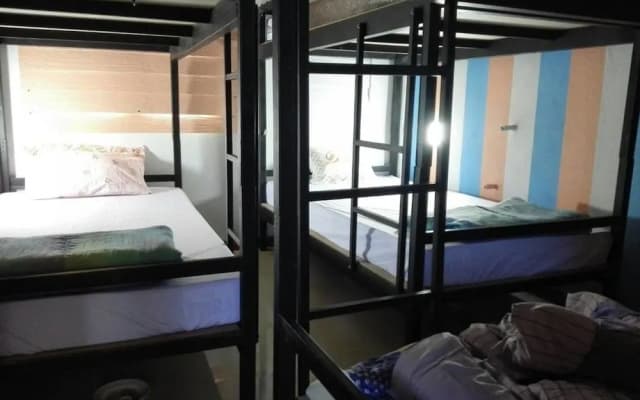 Adchara Mansion - Hostel