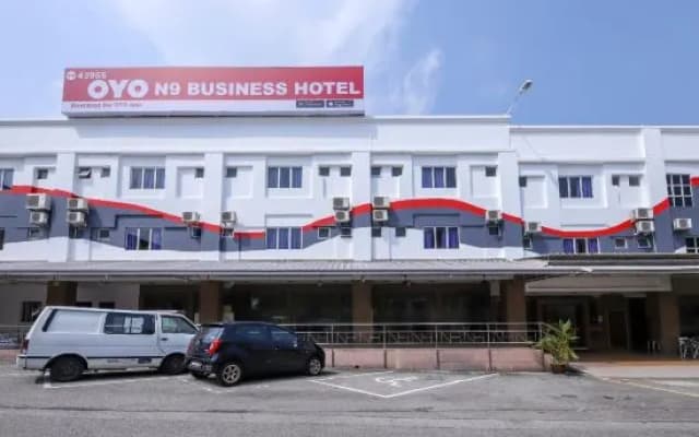 N9 Business Hotel