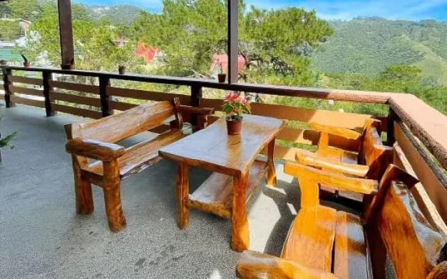 Reddoorz @ Monterrazas Village Homestay Baguio