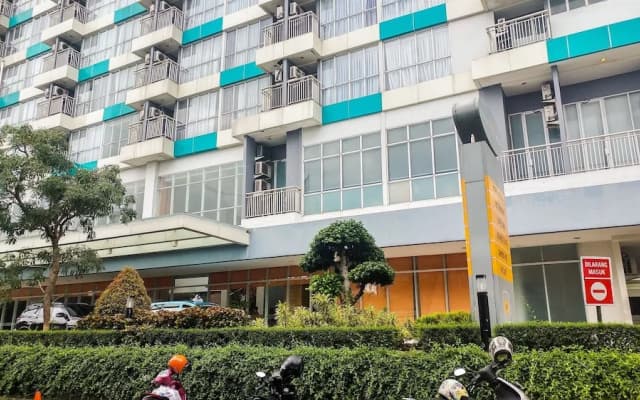 Fully Furnished with Comfortable Design Studio Apartment H Residence