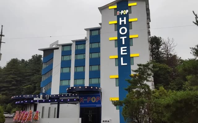 K-Pop Hotel