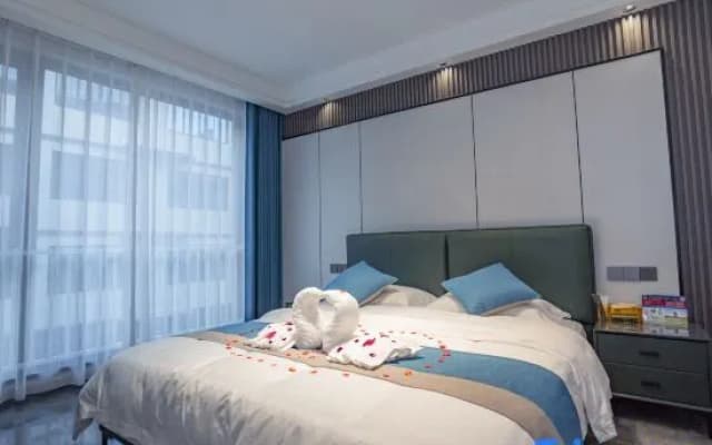 Shuman Curie Boutique Homestay in Qiandao Lake
