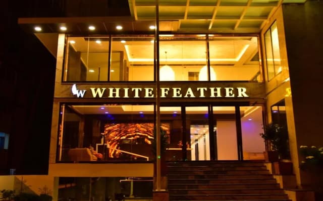Hotel White Feather