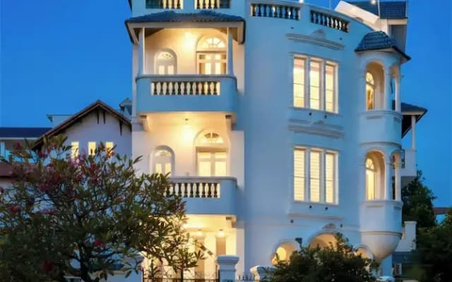 Lux white villa 9 Bedrooms