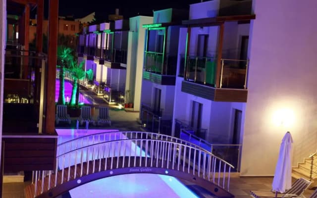 Siesta Garden Apart Hotel