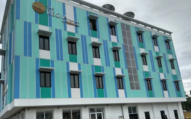 Collection O Bekasi Timur Near Gedung Juang Formerly Regia Tambun