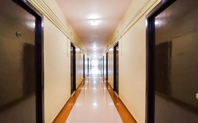 OYO Flagship 36422 Hotel Maruthi Gandhi Park