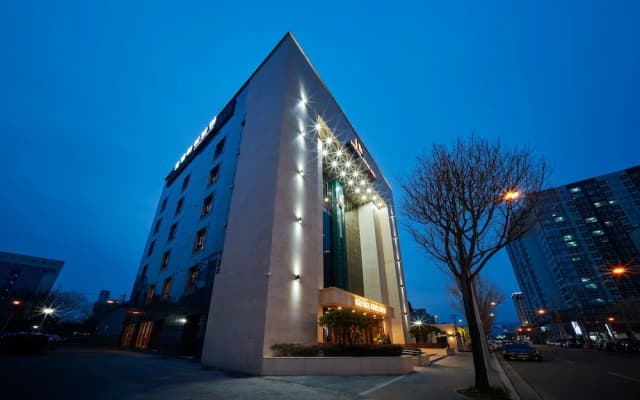 Hotel Hive Inn