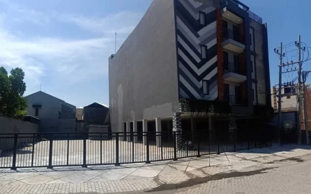 Djuragan Kamar Gunung Anyar