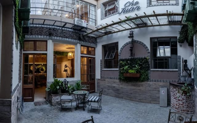 Che Juan Hostel BA