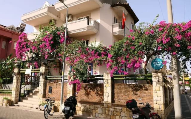 Selenya Apart Hotel