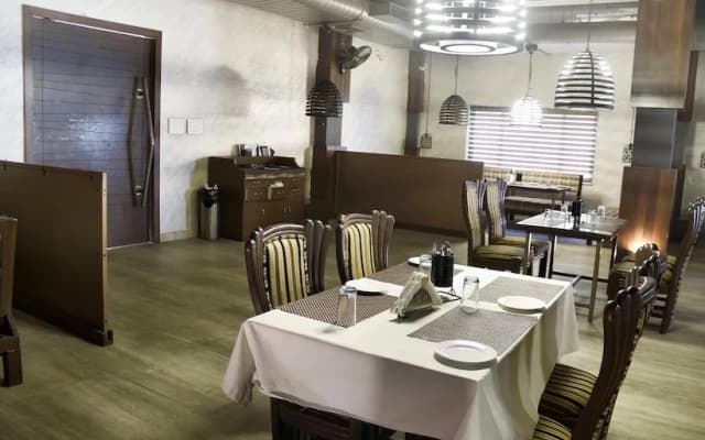 Hotel Mukund palace