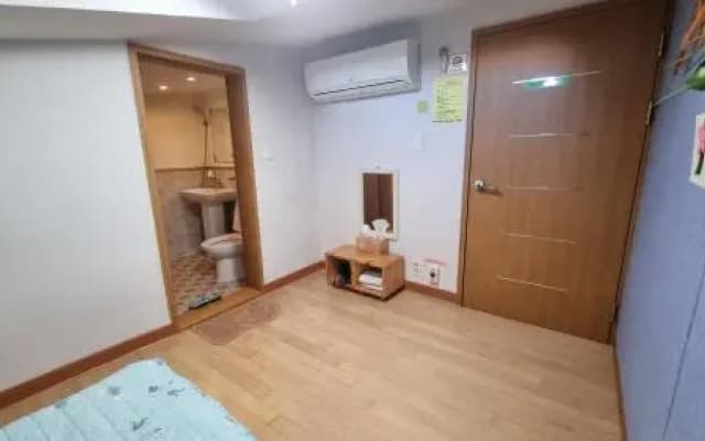 Tongyeong One Guesthouse