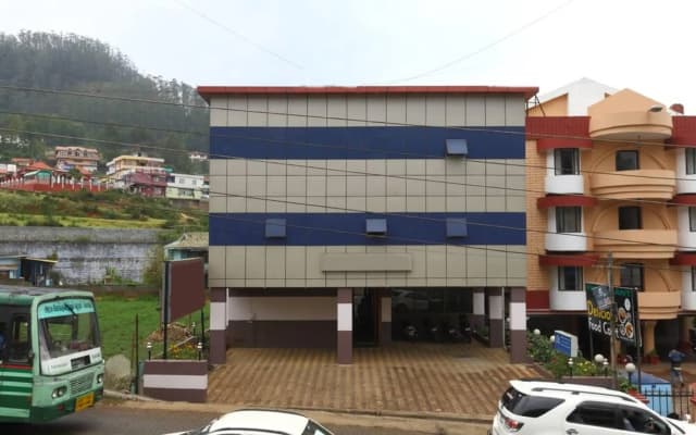Hotel Orchid Inn