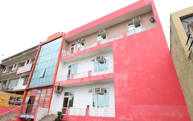 Hotel Punjab Residency By OYO Rooms