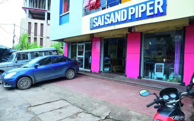 DhamStay Hotel Sai Sandpiper Near Beach