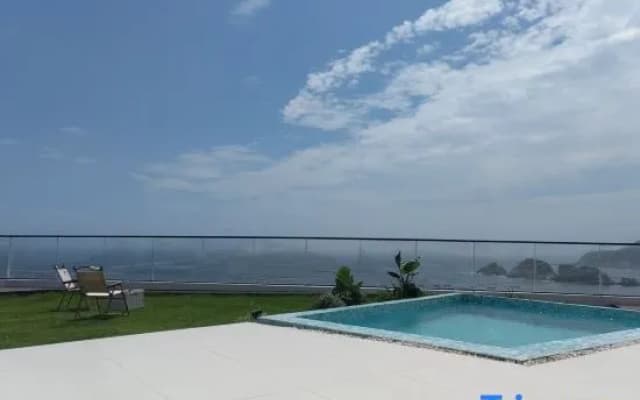 Hi-Sea House