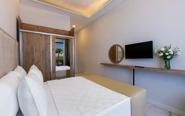 Enki Spinoza Thermal Resort Hotel