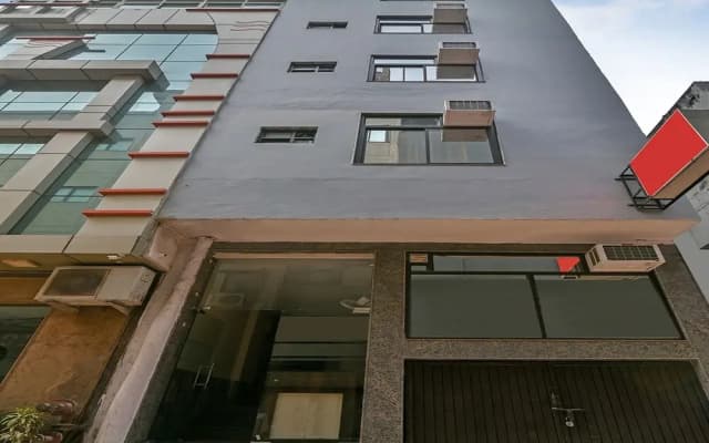 Oyo 23424 Hotel Clink