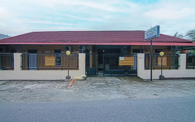 Harland Guesthouse by OYO Rooms