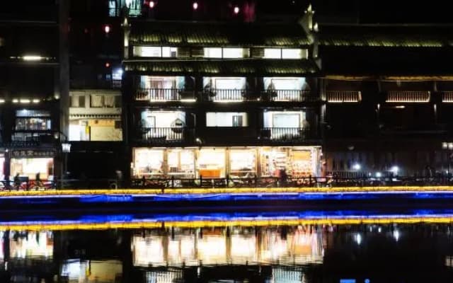 Jiahe Riverview Homestay