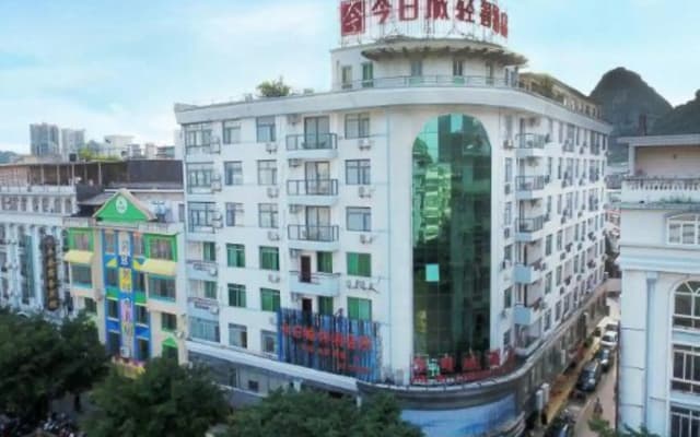 Jinricheng Hotel