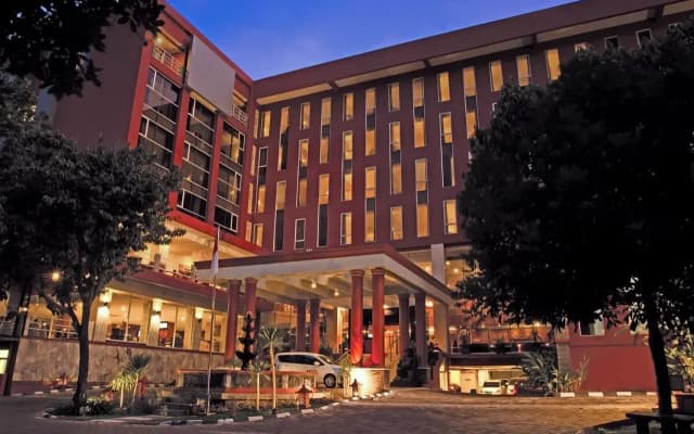 Merapi Merbabu Hotel Yogyakarta Powered by Archipelago