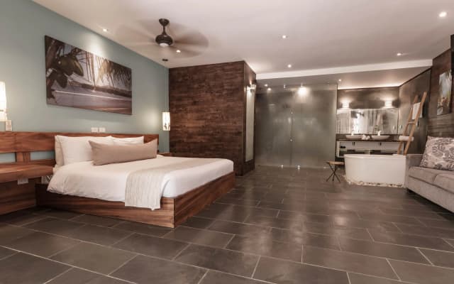 Bahia del Sol Beach Front Boutique Hotel