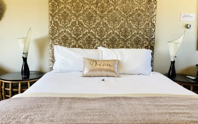 Sandra's Guest House