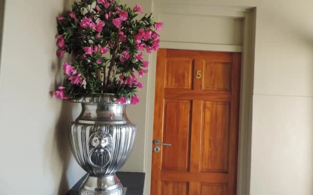 Vredenburg Boutique Lodge