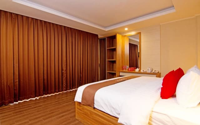 Seminyak Lagoon All Suites Hotel