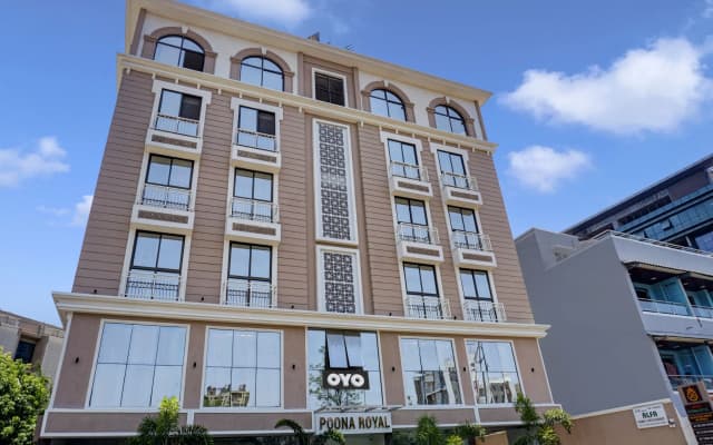 FabHotel Poona Royal