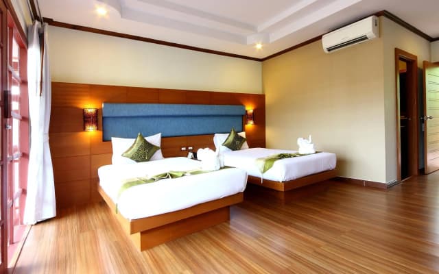 Fanari Khaolak Resort - Courtyard Zone