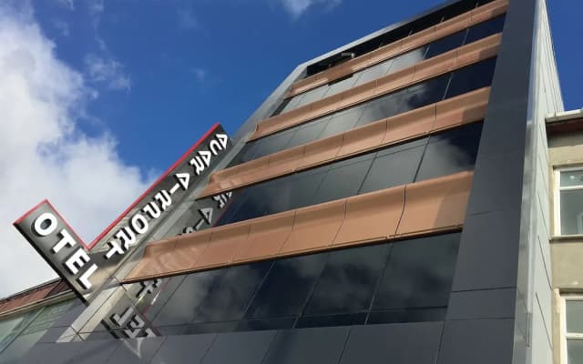 Acar Airport Hotel Plus