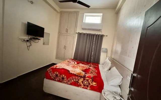Hotel Gurudev Palace