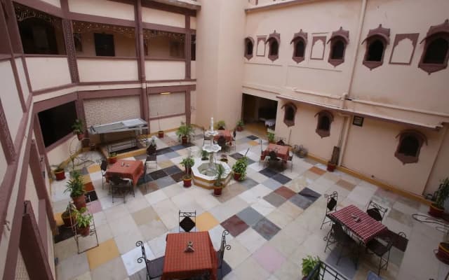 Shanti Bhawan Heritage Hotel