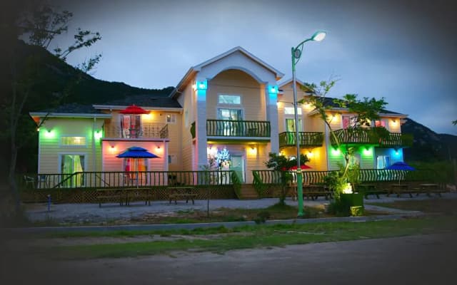 Busan Hollywood Pension