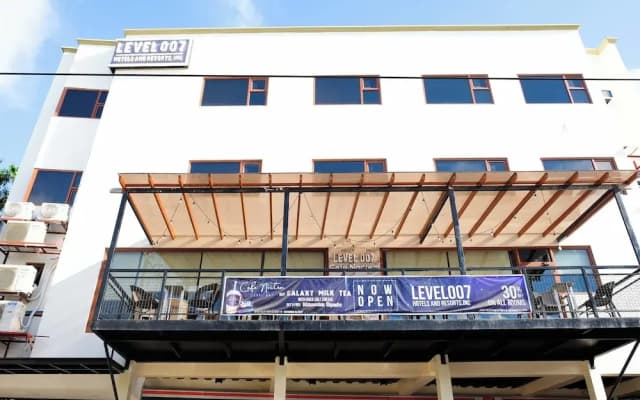 Level007 Hotels And Resorts Inc