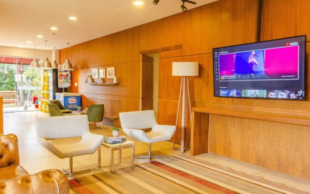Hotel Jaguary e Residence