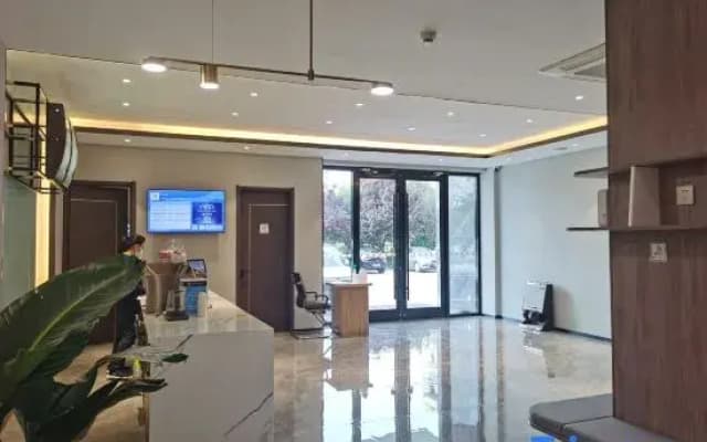 7 DaysInn Premium  (Dongying Dongcheng)