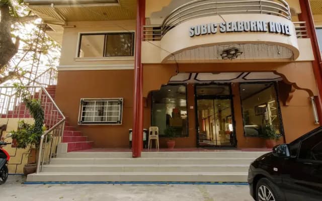 RedDoorz Plus @ Seaborne Hotel Subic Zambales