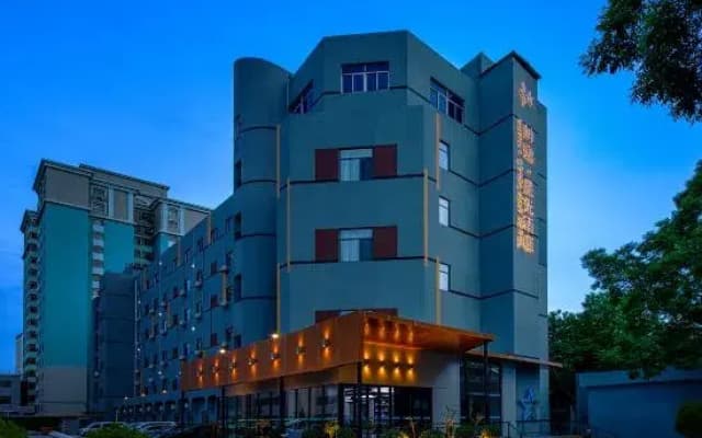 KunYiStar Hotel (Lanzhou West Railway Station Lanzhou Old Street Branch)