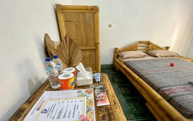 Duyung Rooms and Resto