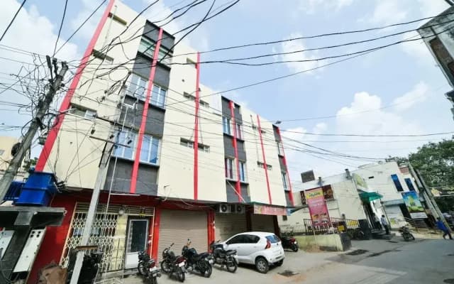 Radika Residency By OYO Rooms